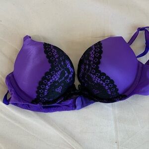 VS Bombshell Plunge bra